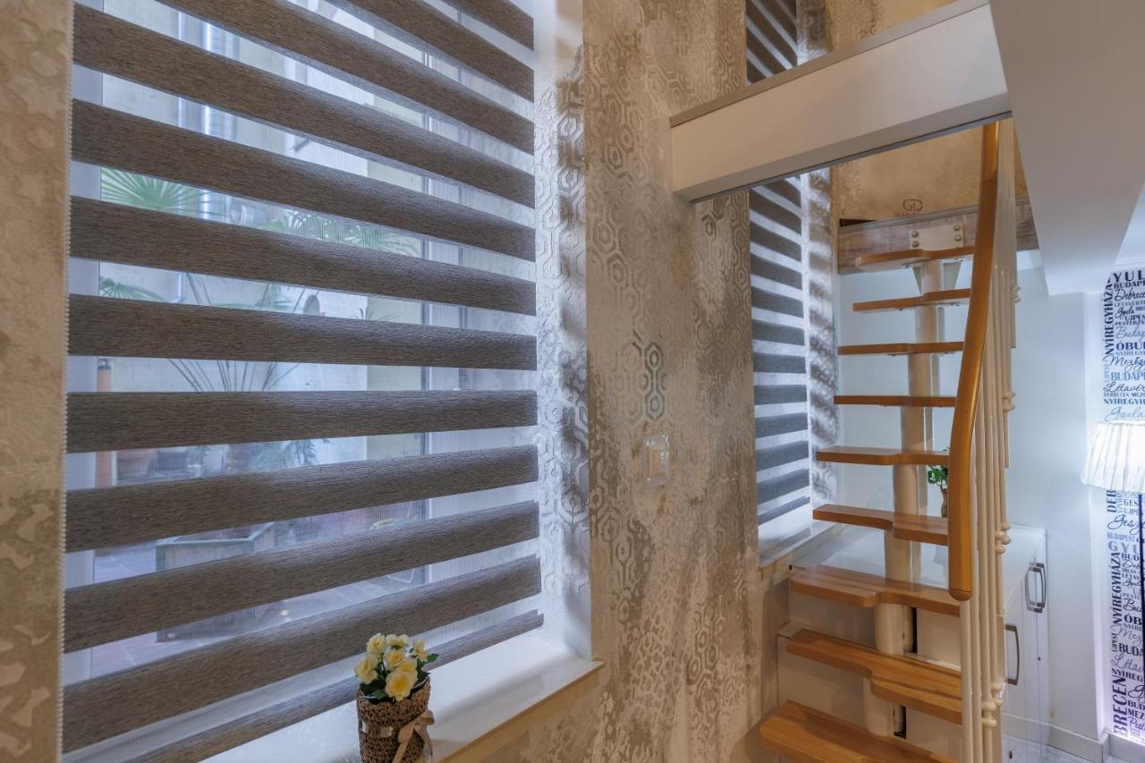 Sleek Minimalist Studio At Inner City Budapest Esterno foto